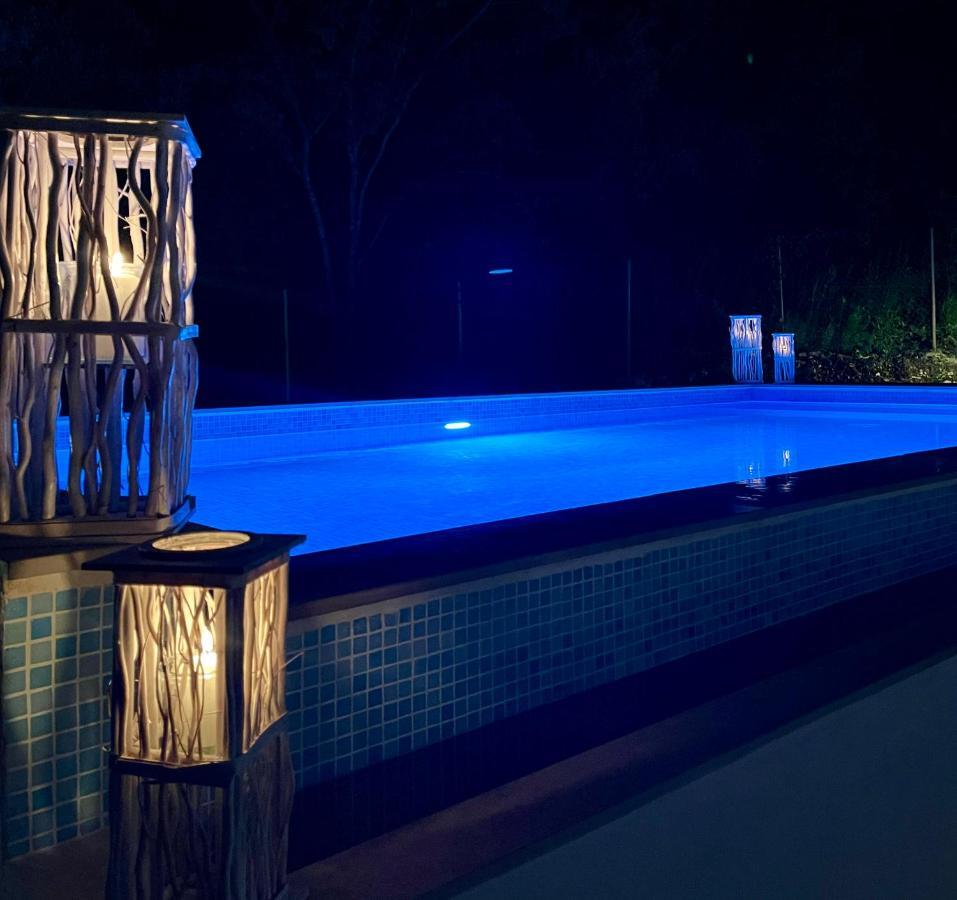 Armoniahousesuites *