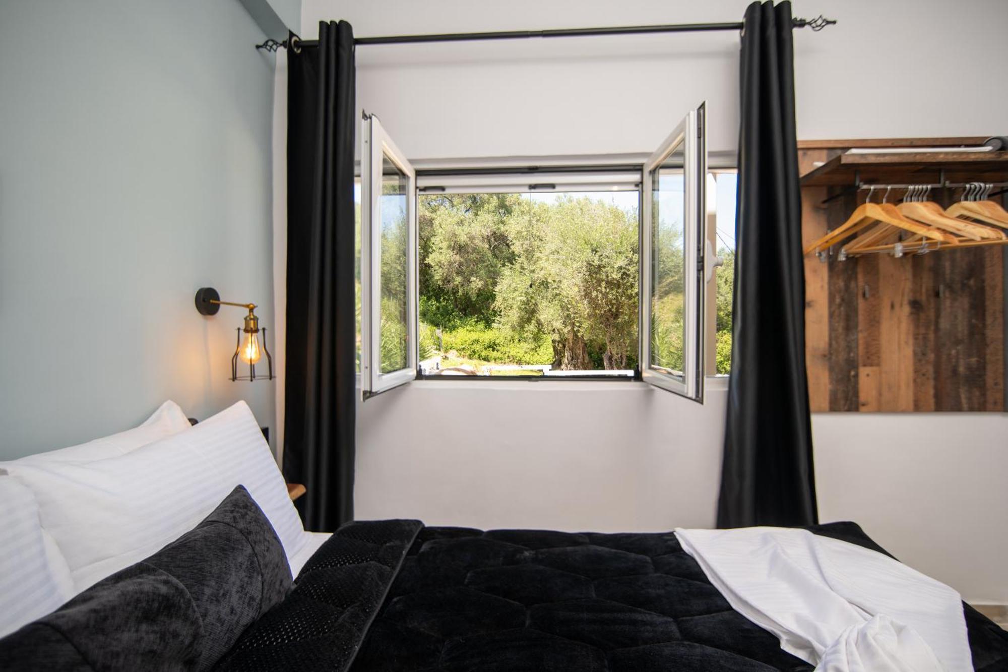 Apartment Armoniahousesuites Peritheia
