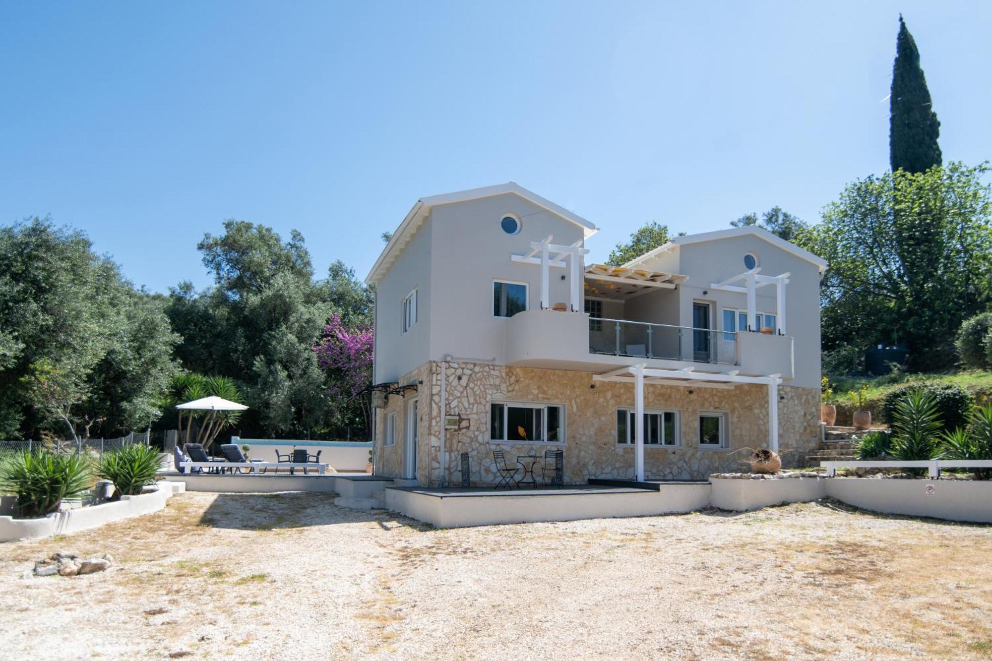 Armoniahousesuites *